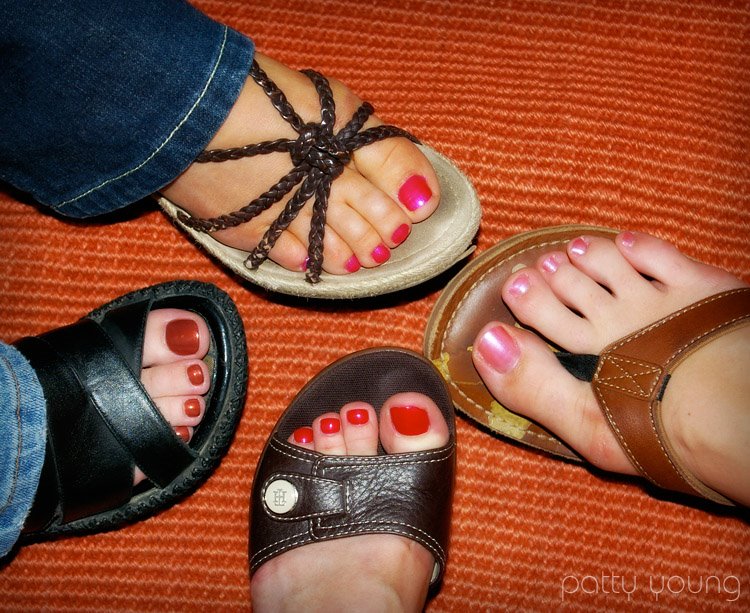 [traveltoes-party.jpg]