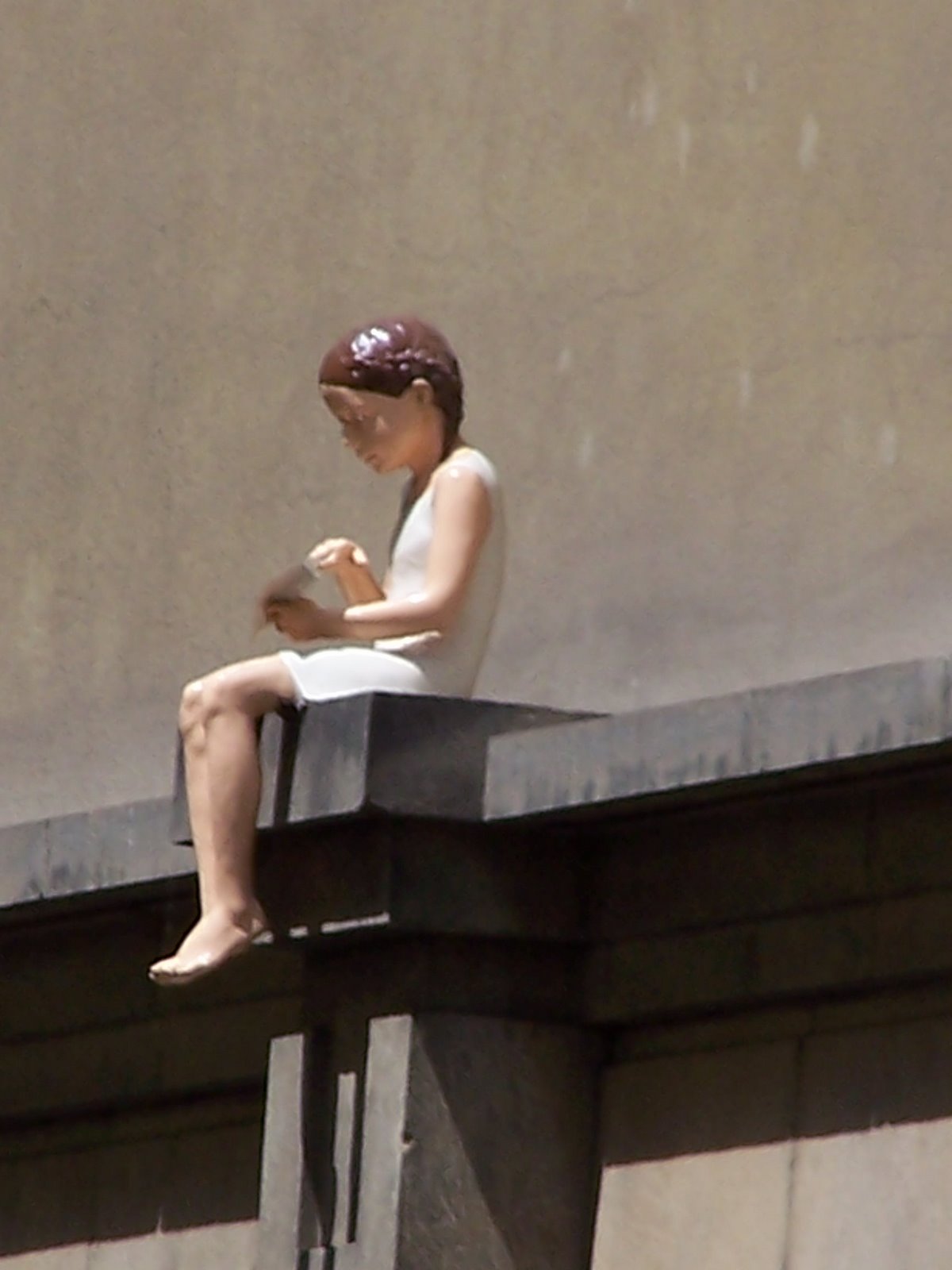 [Boy+on+a+ledge,+almost+(close+up).JPG]
