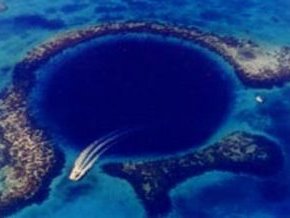 [El+gran+hoyo+azul,+Belize.jpg]