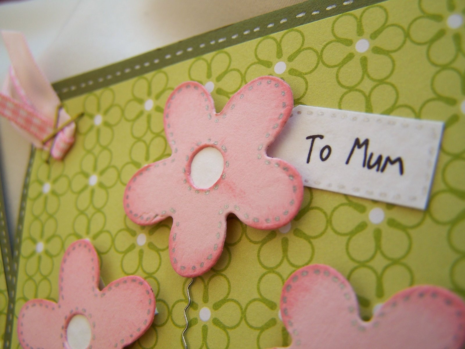 [wired+pink+flowers-+mothers+day+topper+1.jpg]