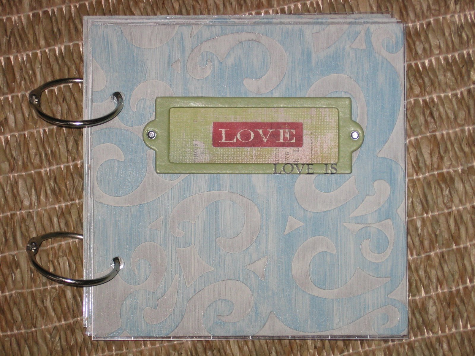 [Love+Is+Book+-+cover+-+2-08.JPG]