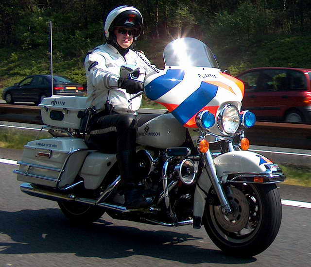 [Harley+Davidson+Policia.jpg]