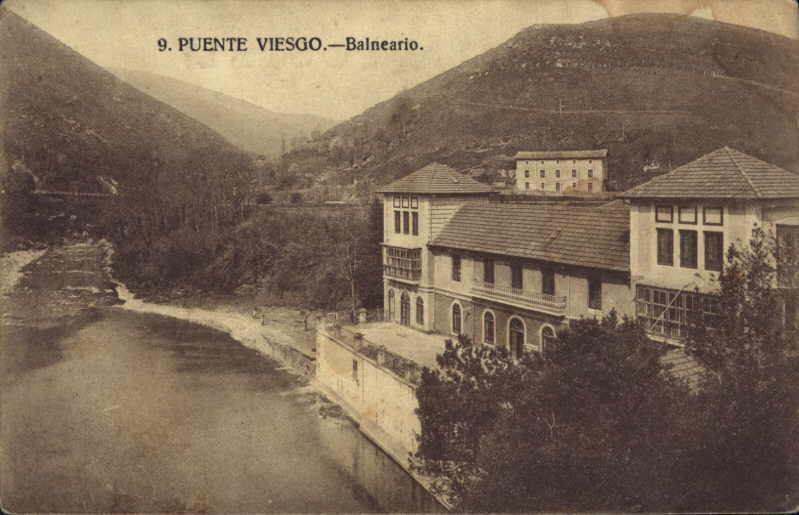 [Balneario+desde+el+puente,+aguas+abajo,+1928.jpg]