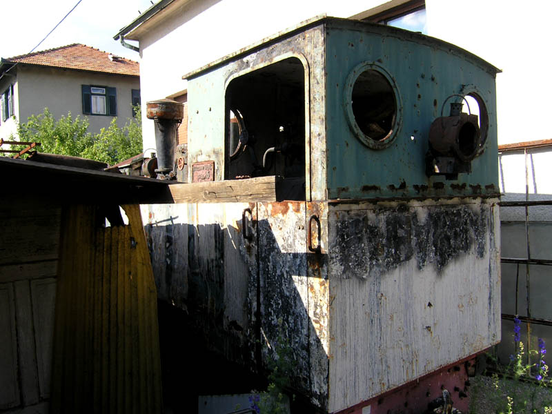 [locomotive2.jpg]