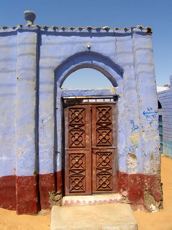 [nubian-house-door.jpg]