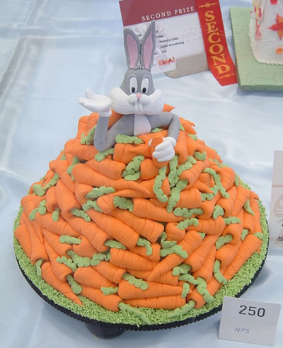 [bugs-bunny-cake.jpg]