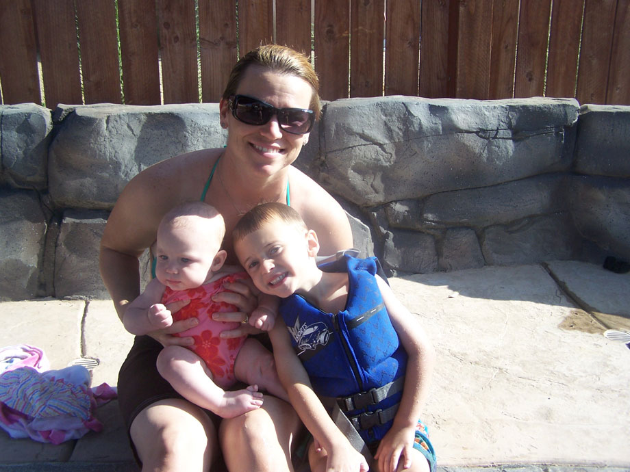 [katie-and-kids-at-the-pool.jpg]