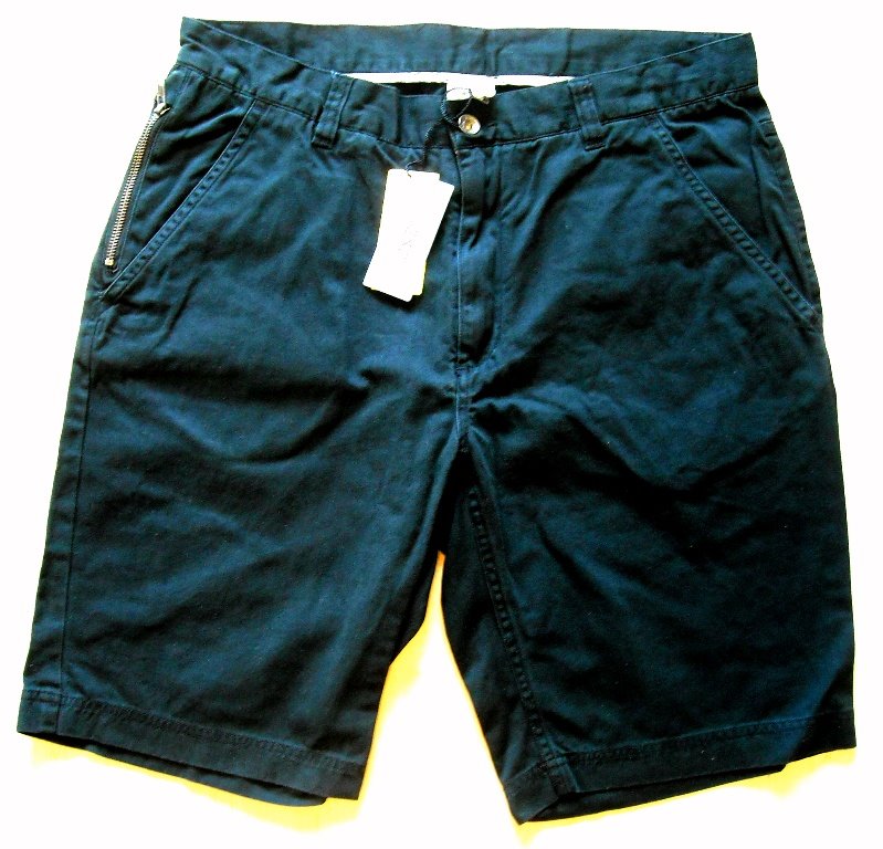 [black+shorts+plain+front.JPG]