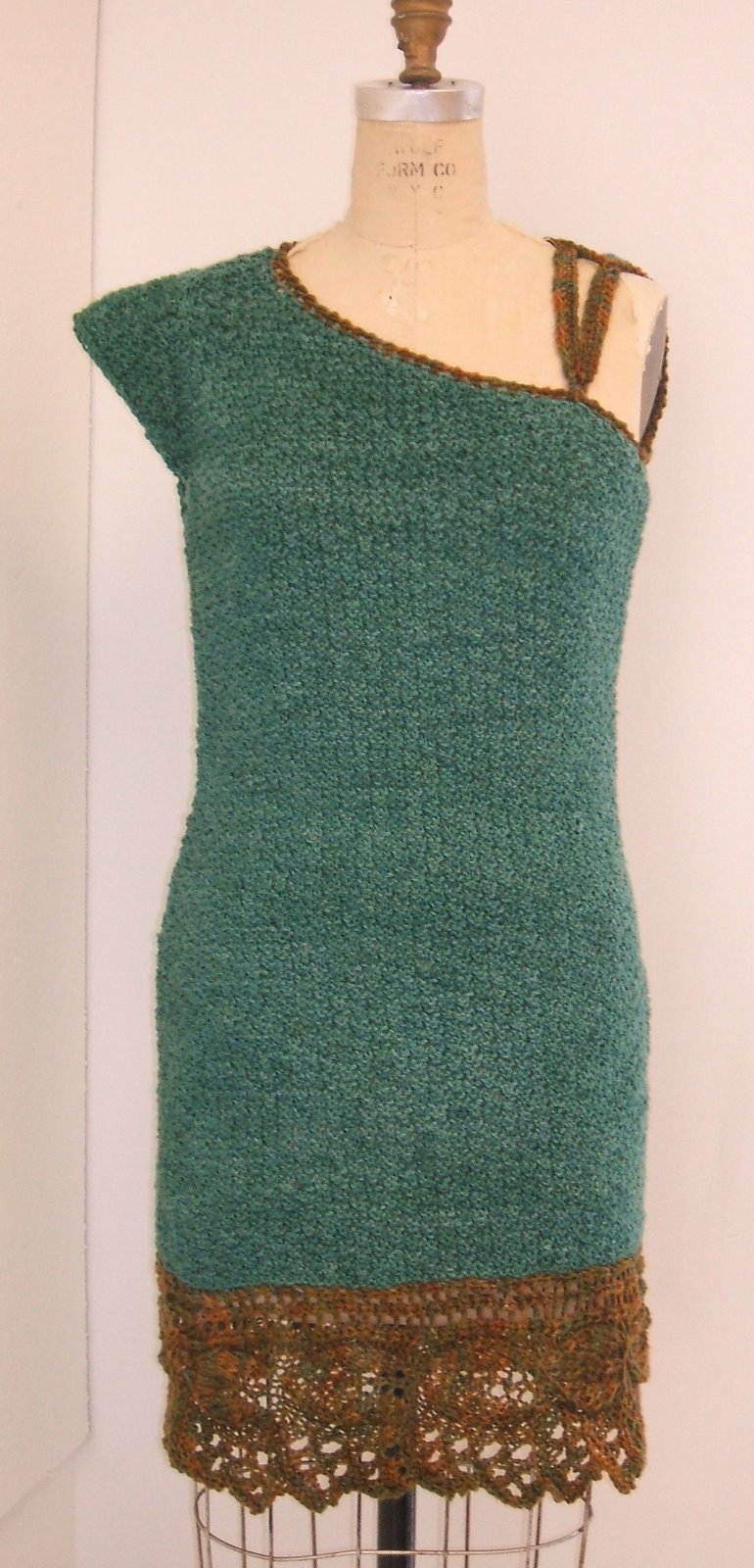 [knit+dress+finished.JPG]
