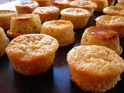 [blog-mini+muffins+cooked.jpg]