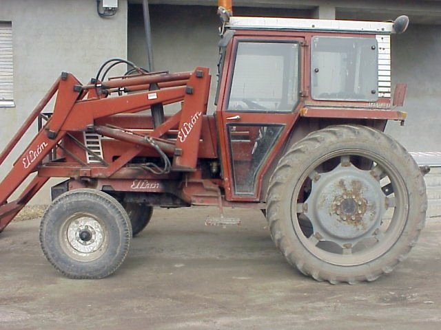 [Tractor.jpg]