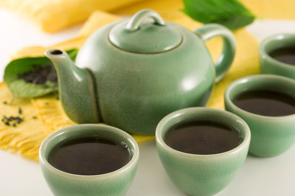 [green+tea+pot+and+cups.jpg]