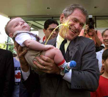 [Bush+with+a+Baby.jpg]