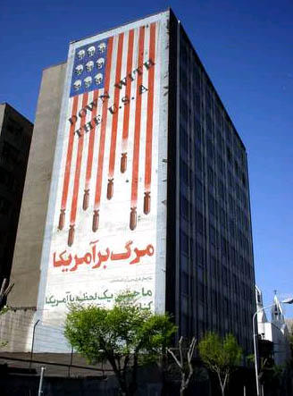 [propaganda_billboard_iran8.jpg]