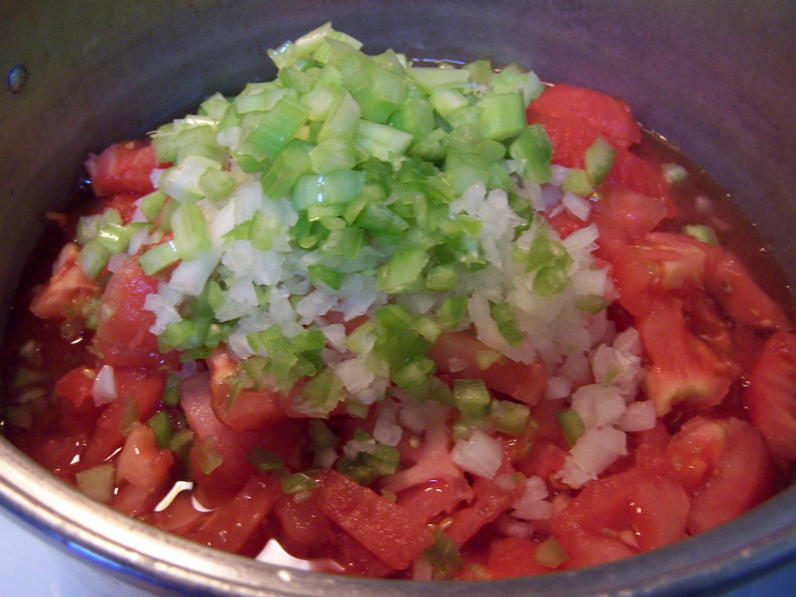 [cooking+stewed+tomatoes.jpg]