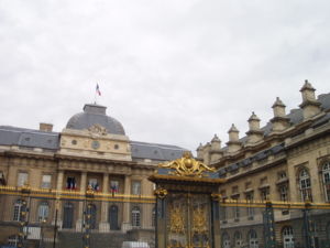 [Palais_de_Justice_(Paris).jpg]