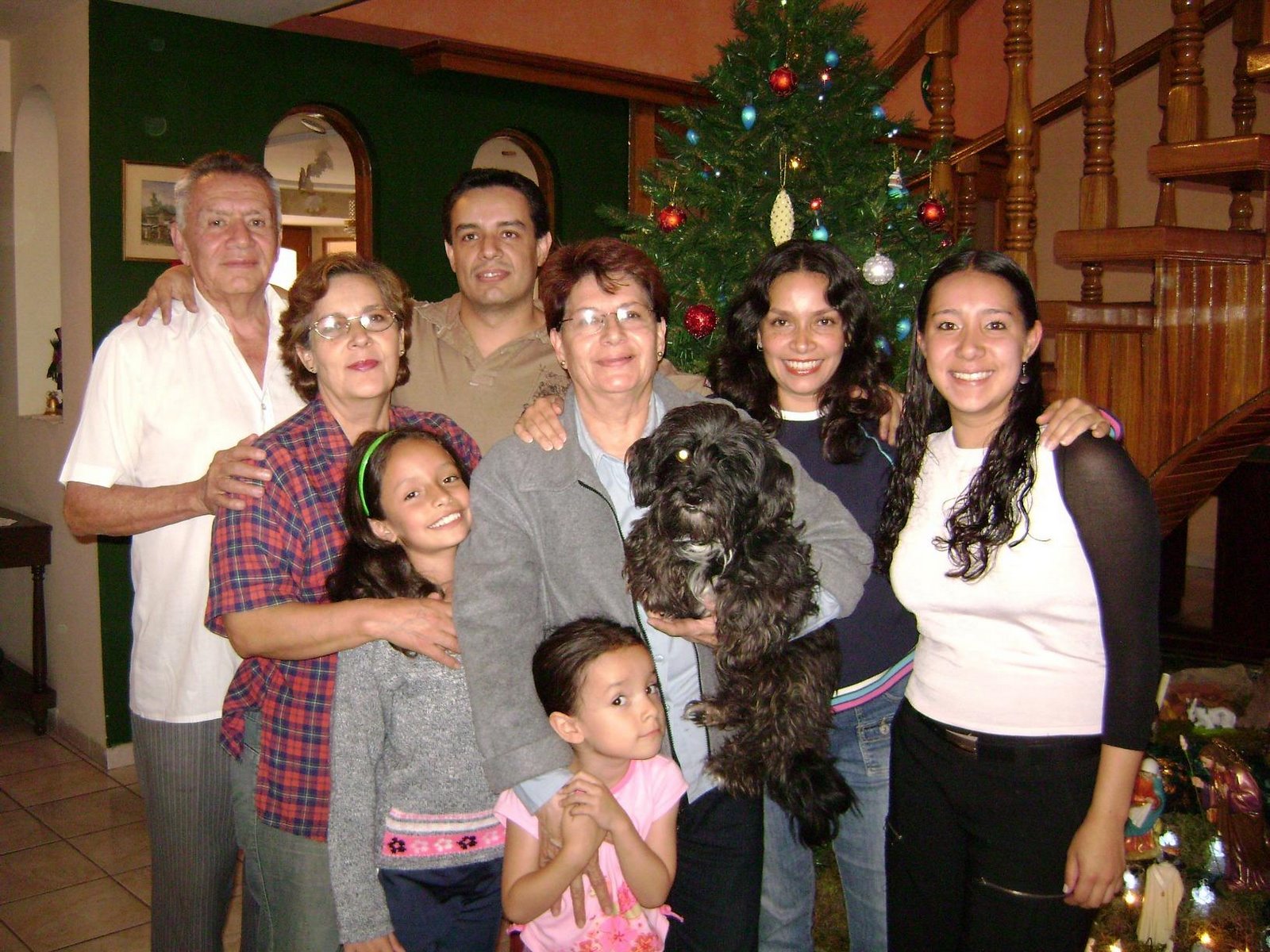 [family+2007.JPG]