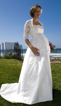 [Naomia-maternity-bridal-gown.jpg]