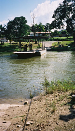 [240px-Mopan_River_Ferry%2C_Belize.jpg]