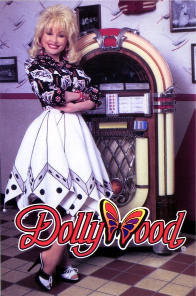 [Dolly+Parton+-+Dollywood+Postcard01.jpg]