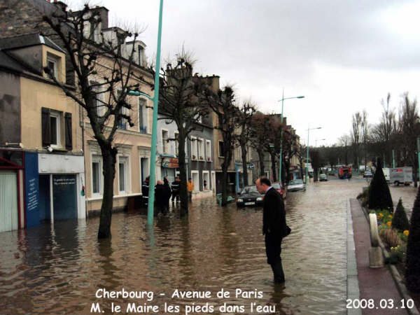 [Cherbourg+-+10+03+08+Avenue+de+Paris+-+M.+le+Maire.jpg]