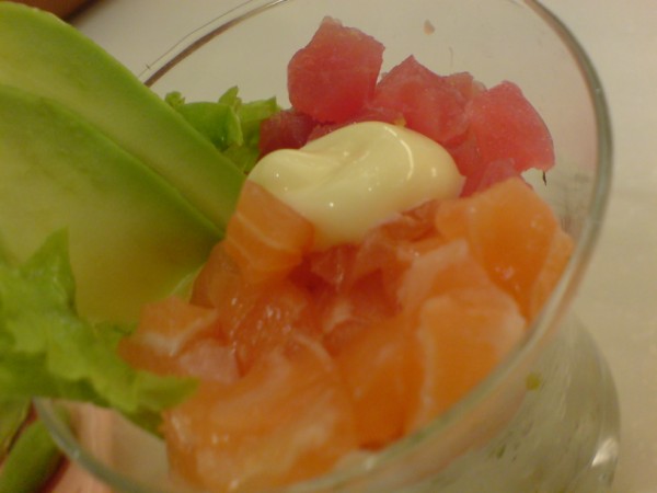 [sashimi+avocado2.jpg]