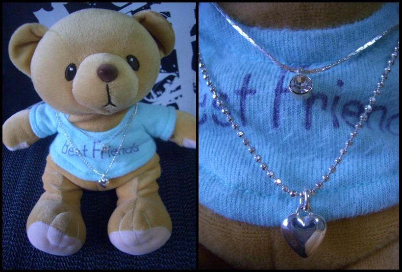 [double+necklace+bear.JPG]