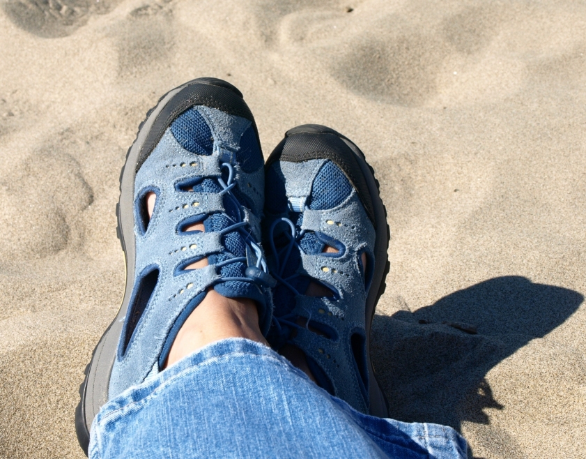 [Sandy+Shoes.jpg]