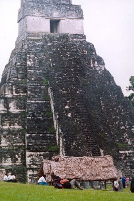 [Templo+Tikal+I+(del+Jaguar).jpg]