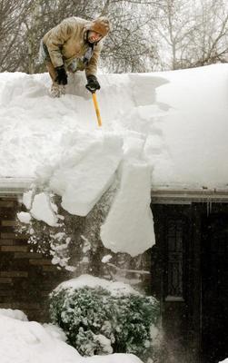 [Snow+Roof.jpg]