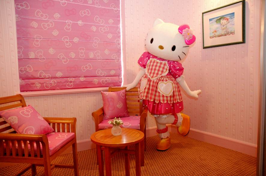 [Hotel+Hello+Kitty+10.jpg]