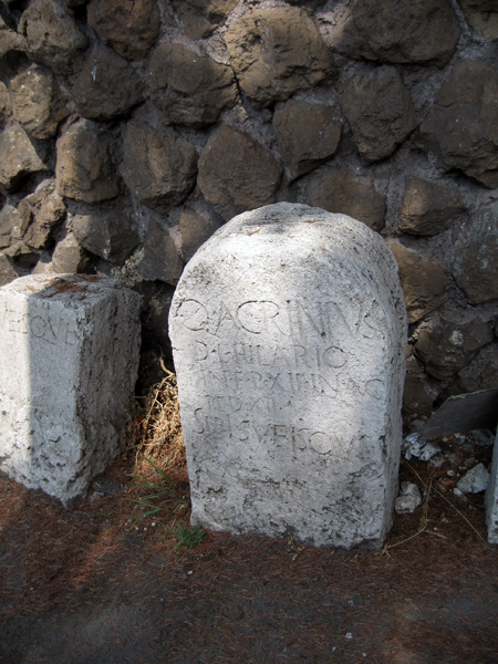 [ancient-tombstone.jpg]