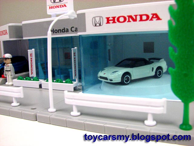 [Honda+Showroom+04.jpg]