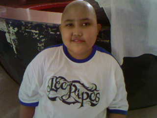[2007-05-10+after+a+rehab+therapy+for+bells+palsy.jpg]