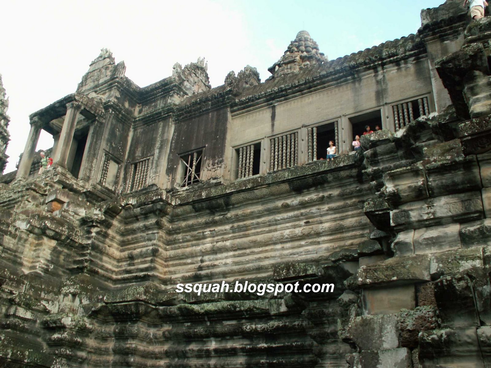[AngkorWat05-PICT0176.jpg]
