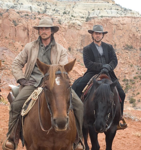 [dan_evans__christian_bale__and_ben_wade__russell_crowe__in_310_to_yuma.jpg]