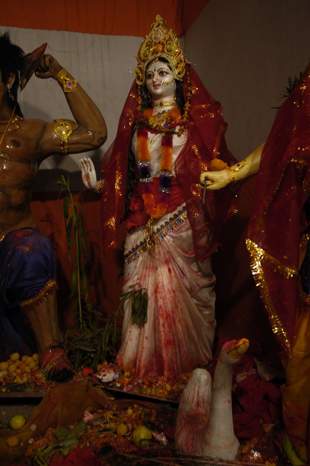 [Saraswati+in+Durga+Shrine.jpg]