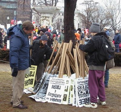 [Copy+of+4835+signs+of+protest.jpg]