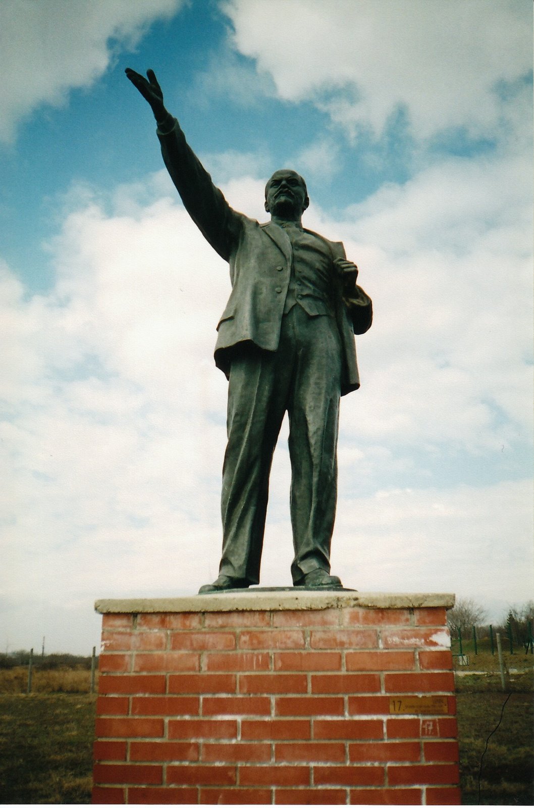 [Lenin2.jpg]