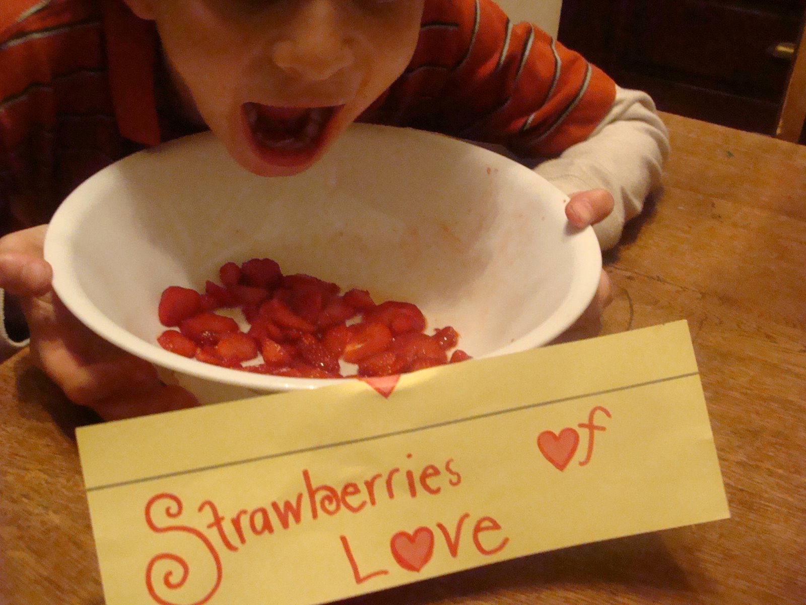 [strawberrylove.JPG]