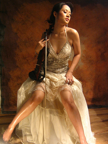 The Sexiest Violinist In the World - Maylaffayza Wiguna