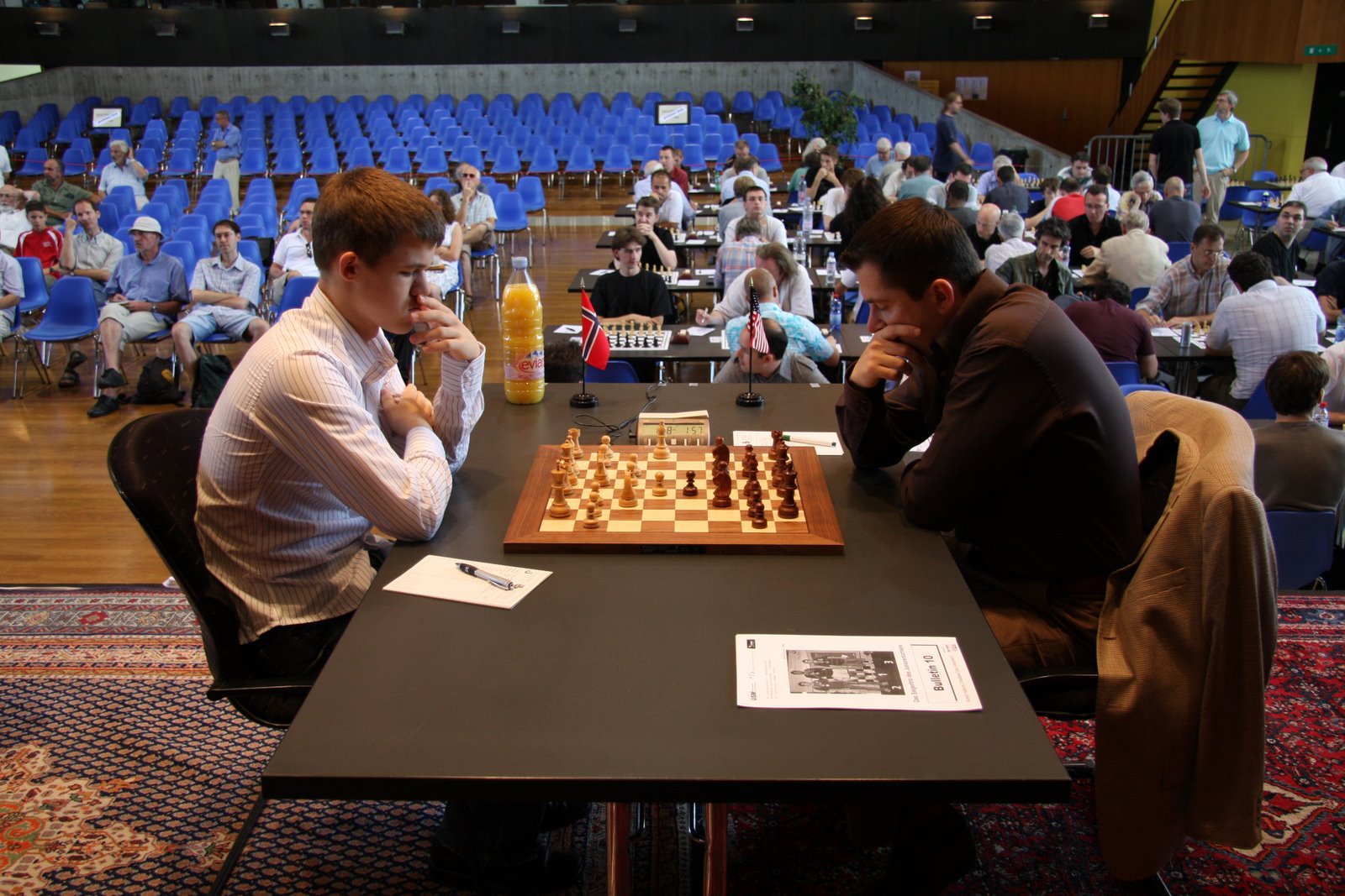 Le festival d'échecs de Bienne © photo Olivier Breisacher