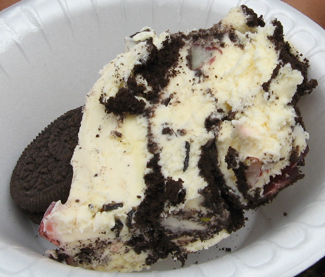 [ice+cream+cake+3.jpg]