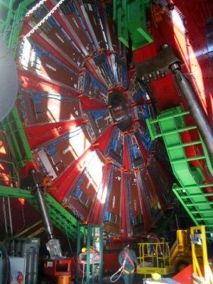 [Construction_of_LHC_at_CERN.jpg]