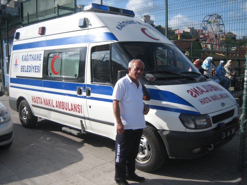 [32-ambulans.jpg]