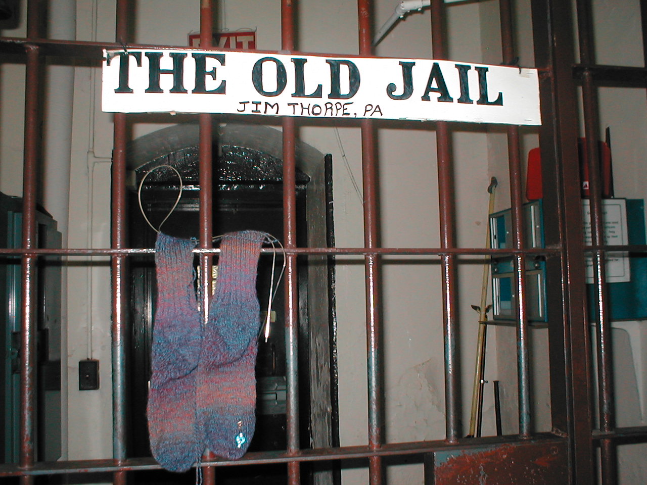 [sox+old+jail.jpg]