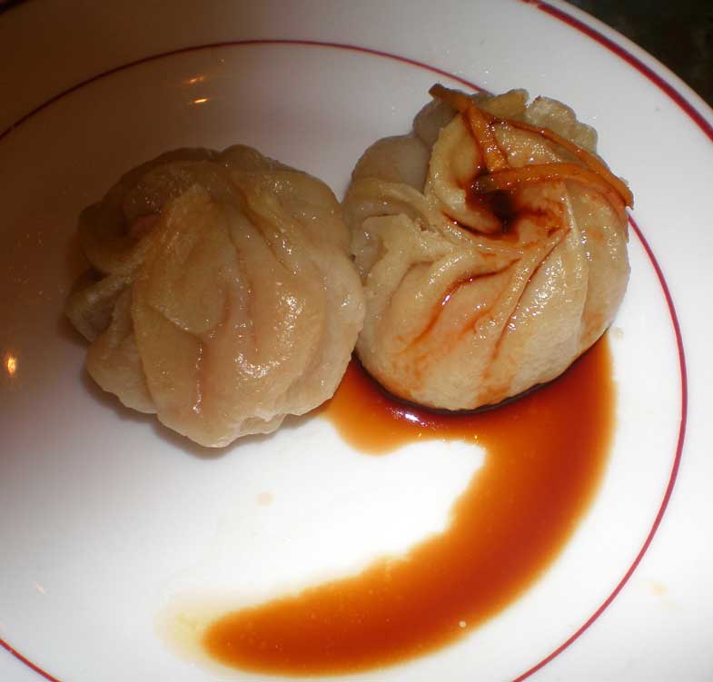 [feng-steamed-dumplings.jpg]