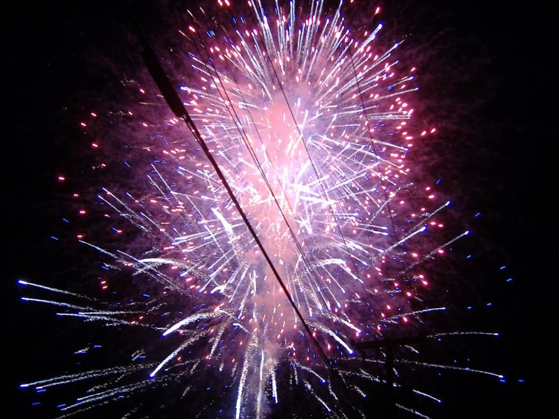 [Cheverly+Day+fireworks+5-19-07+001.jpg]