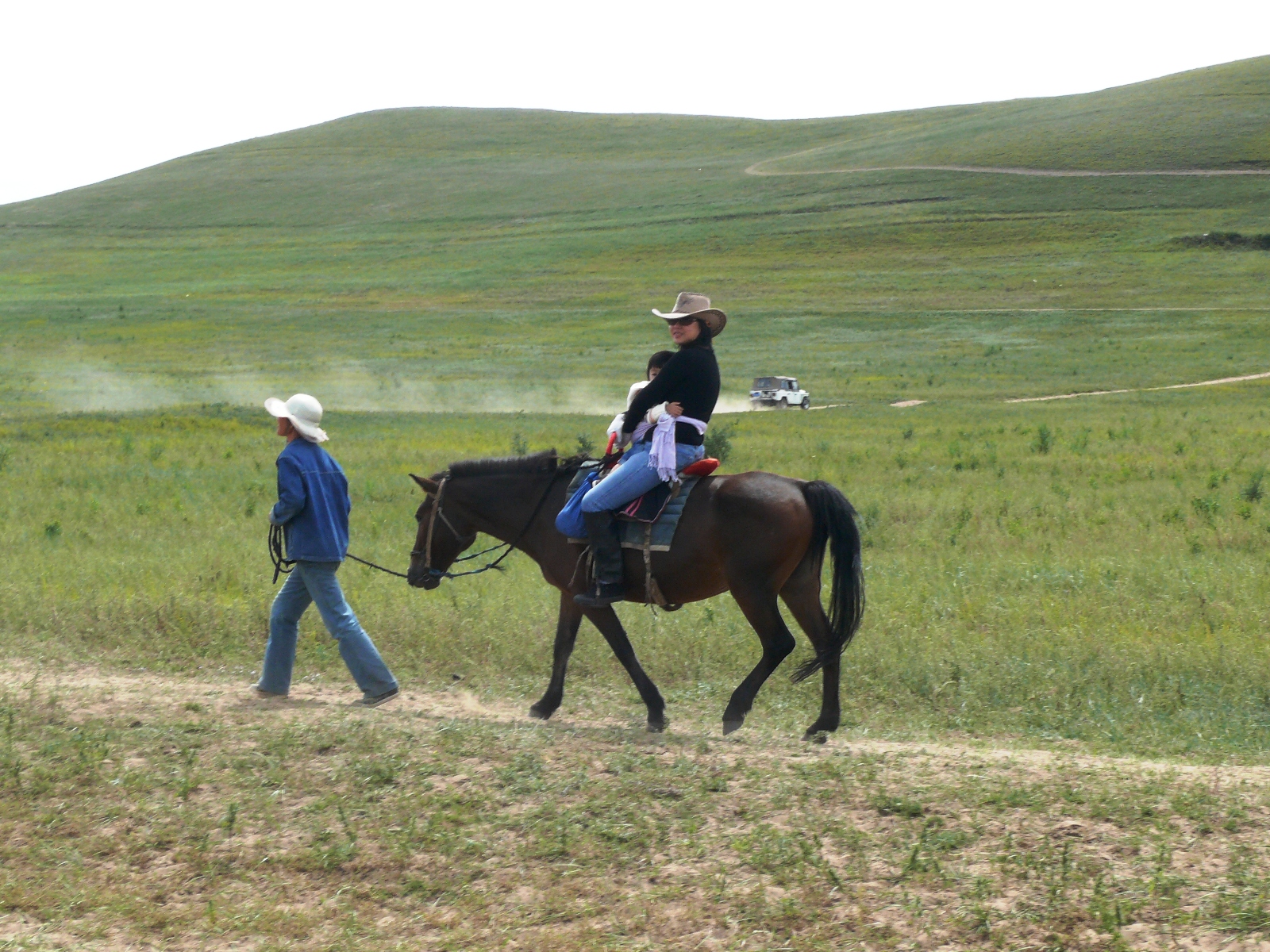 [Horse+Riding+2+in+Mongolia.JPG]