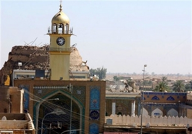 [Golden+Mosque+Samarra+destroyed+again+13+June+2007.jpg]